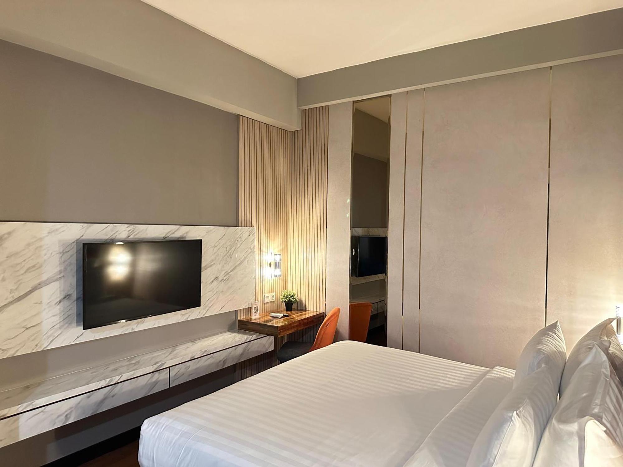 D'Primahotel Jemursari Surabaya Bagian luar foto
